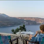Selana View Каравостаси
