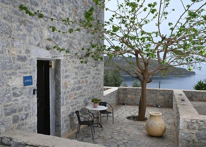 Selana View Karavostásion